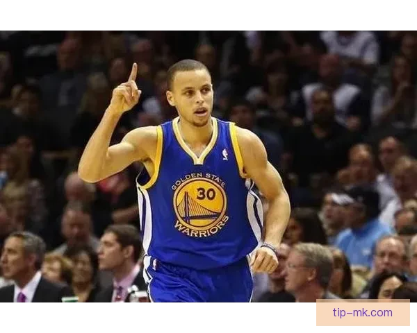 追梦谈桑托斯蜕变表现欣喜 呼吁库里谨慎复出避免膝伤加剧 追梦谈桑托斯蜕变表现欣喜 呼吁库里谨慎复出避免膝伤加剧